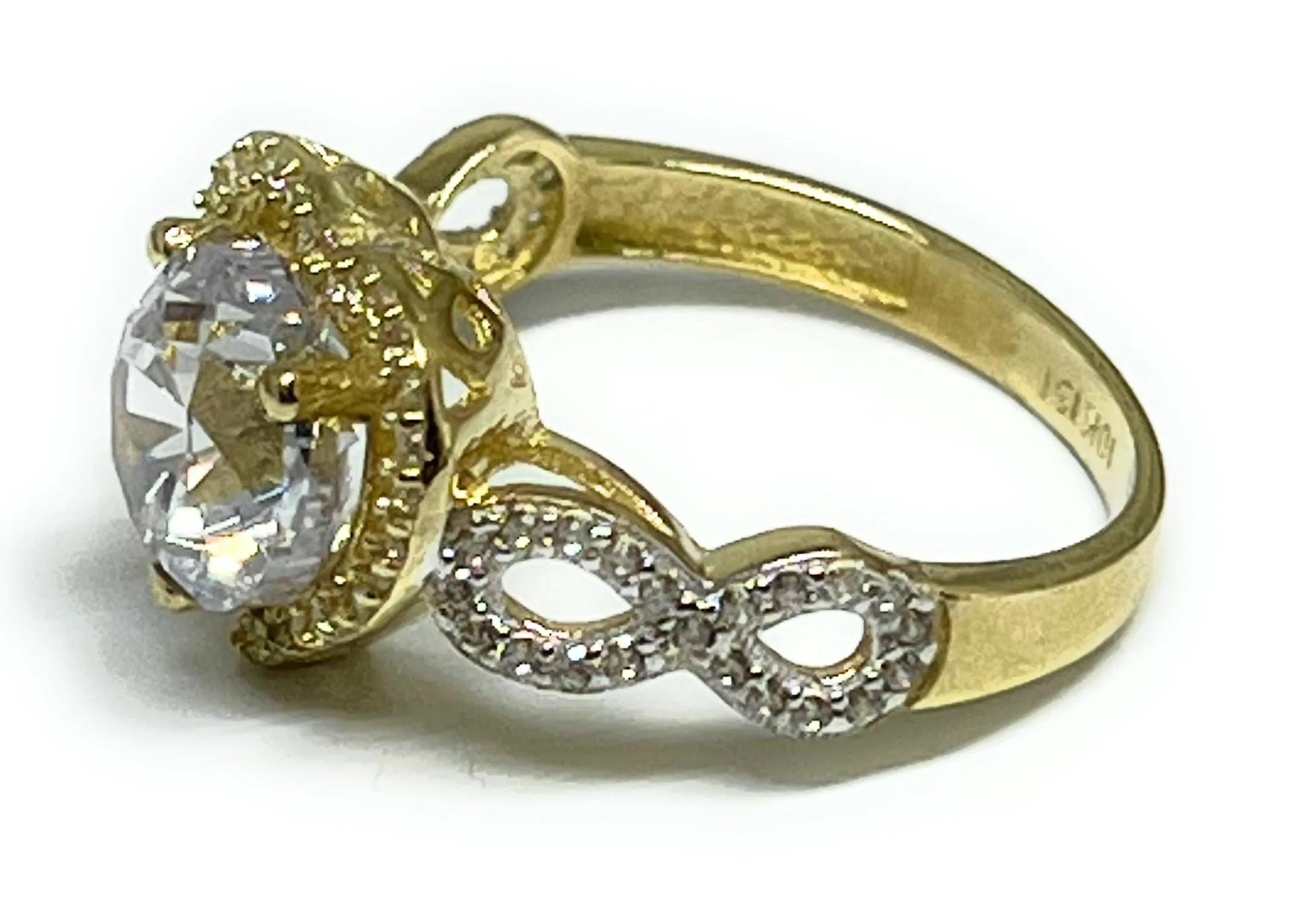 10k Solid Gold Yellow Gold Heart White CZ Ring