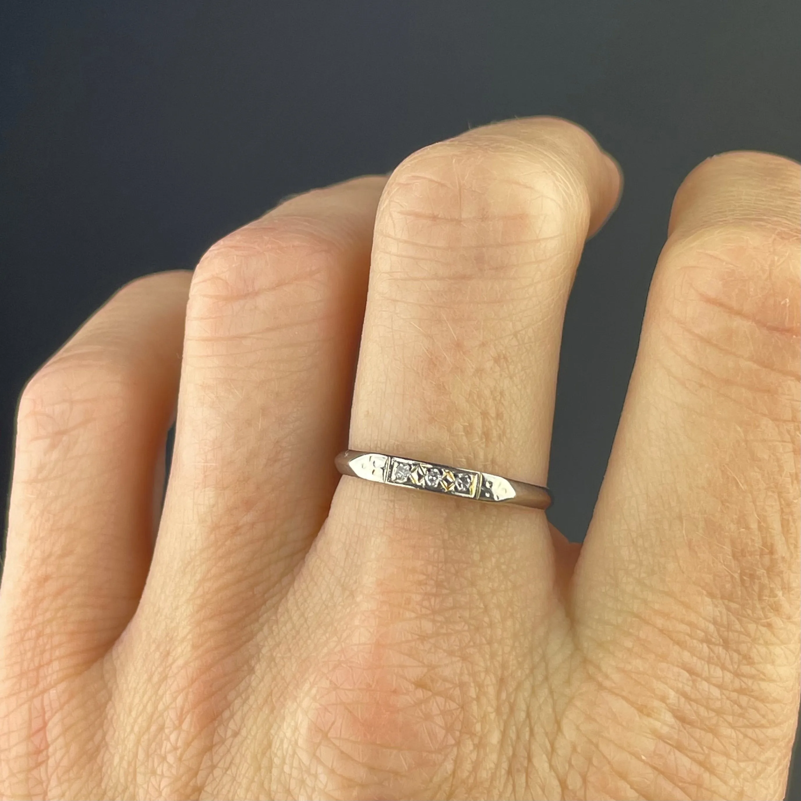 14K White Gold Diamond Wedding Band Ring