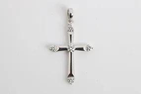 18k White Gold 0.45tcw Diamond Cross Pendant (2.29g.)