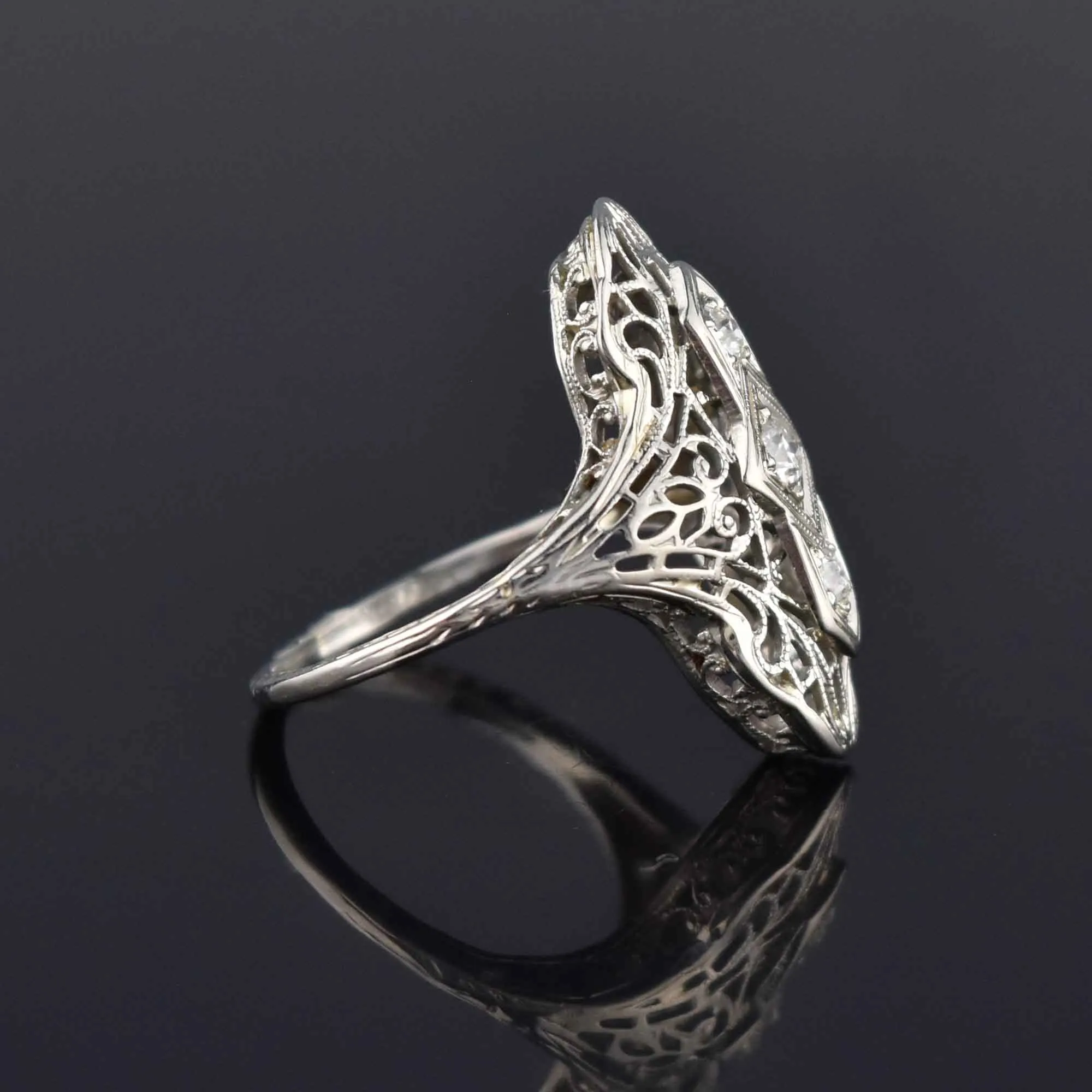 Art Deco 18K White Gold Filigree Diamond Ring