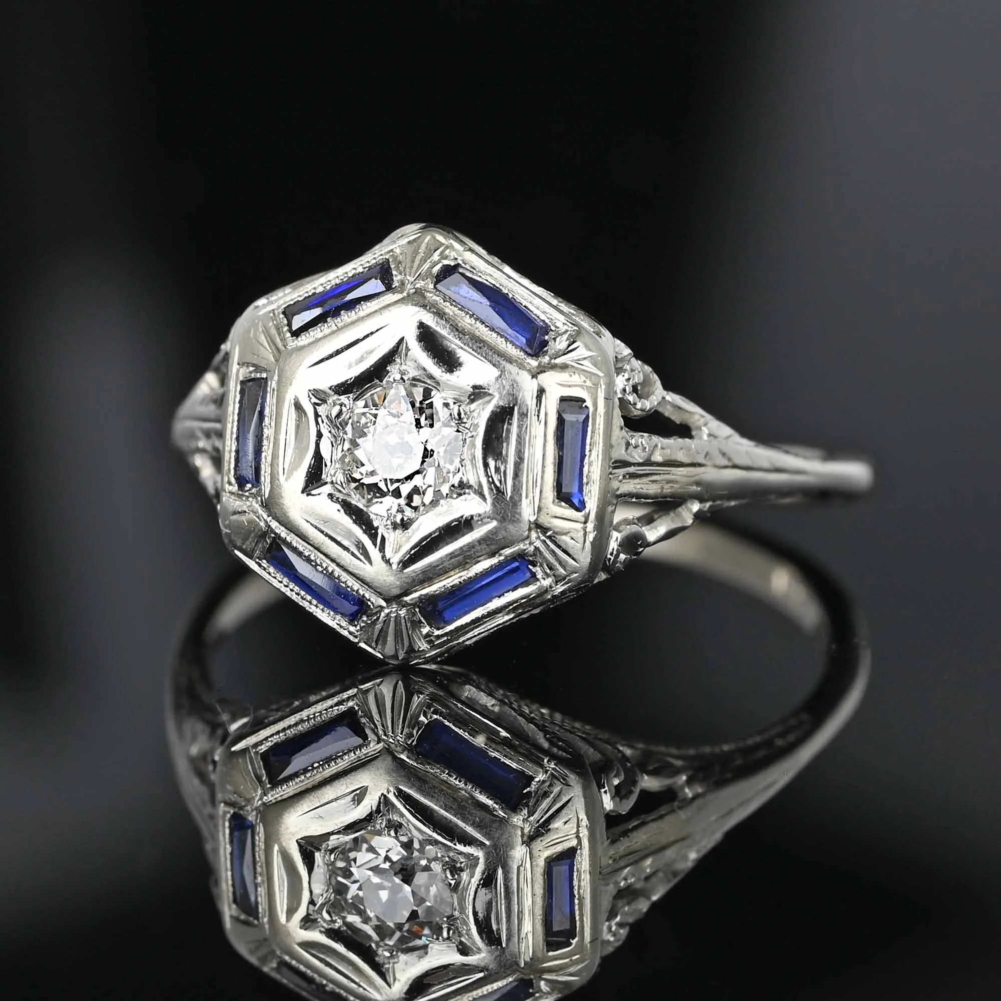 Art Deco 18K White Gold Filigree Sapphire Diamond Ring