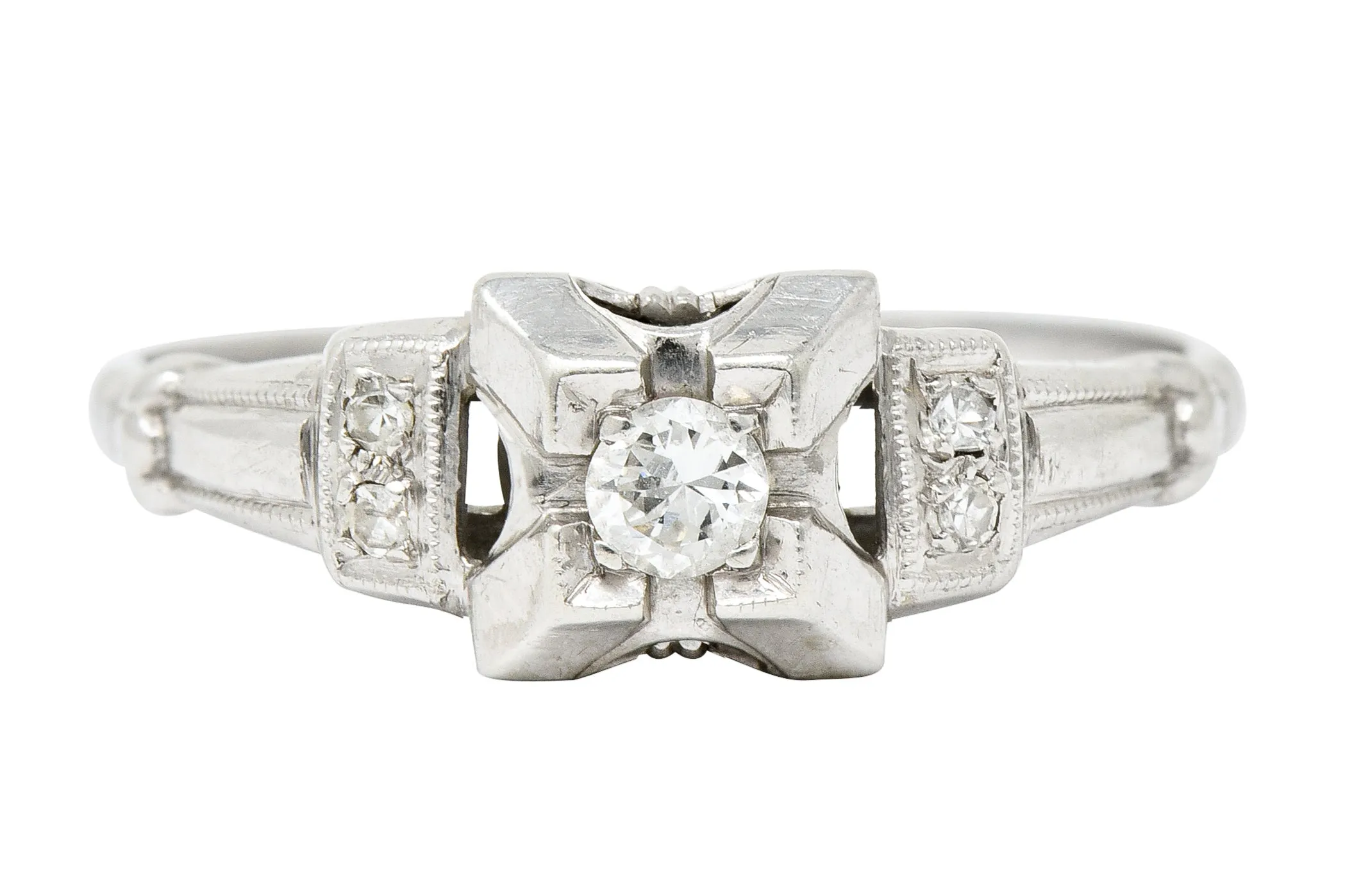 Art Deco Diamond 14 Karat White Gold Engagement Ring