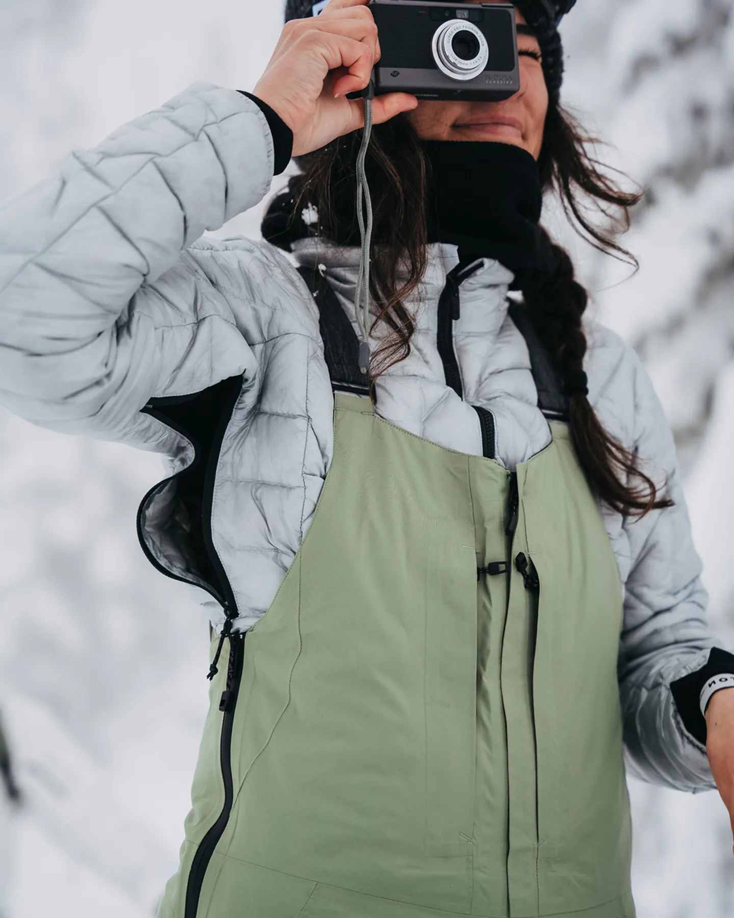 Burton Women's [ak] Baker Down Jacket - Gray Cloud | Shop Coats & Jackets at Trojan Wake Ski Snow & Snow Skiers Ware