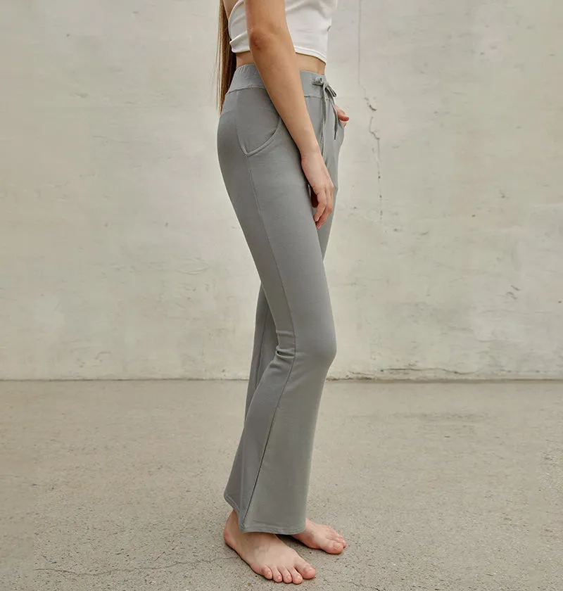 Conch wear soft slim bootcut pants