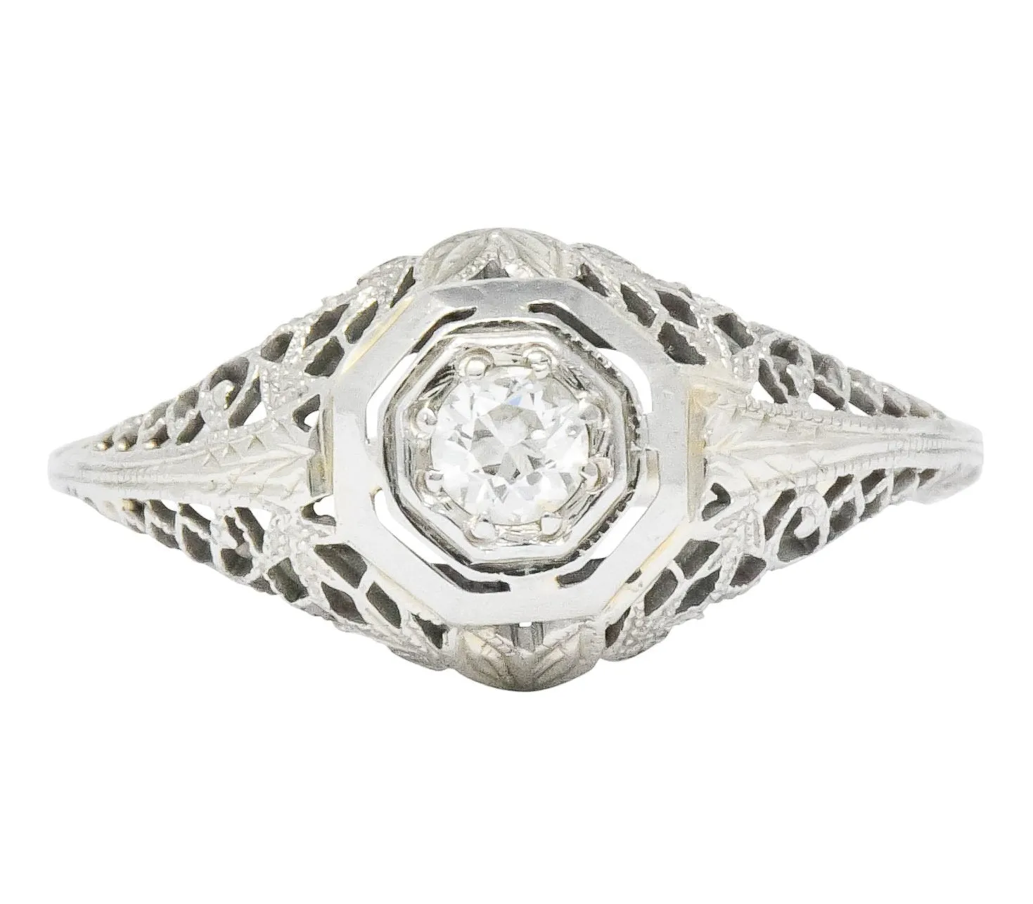 Edwardian 0.30 CTW Diamond 14 Karat White Gold Engagement Ring