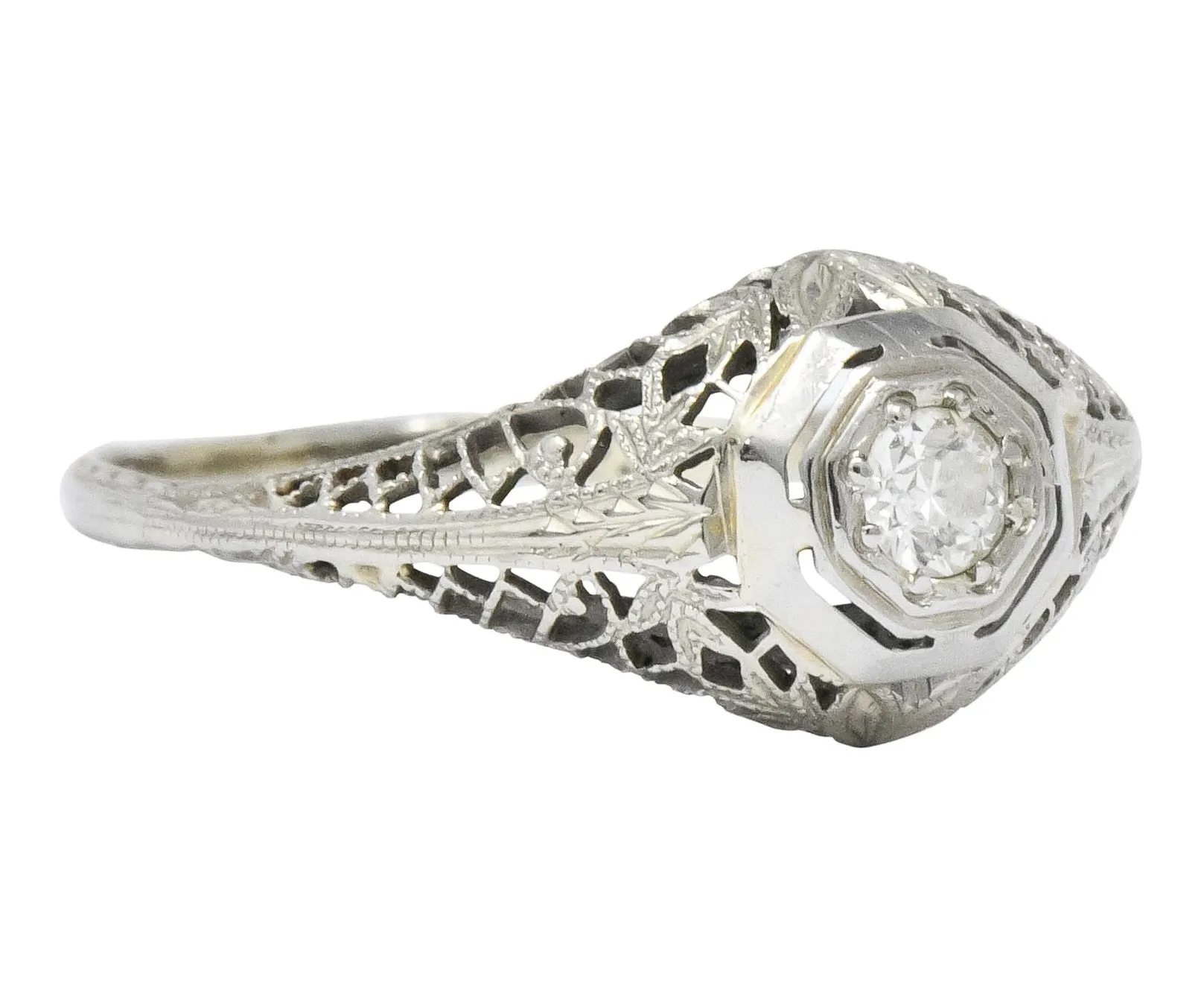 Edwardian 0.30 CTW Diamond 14 Karat White Gold Engagement Ring