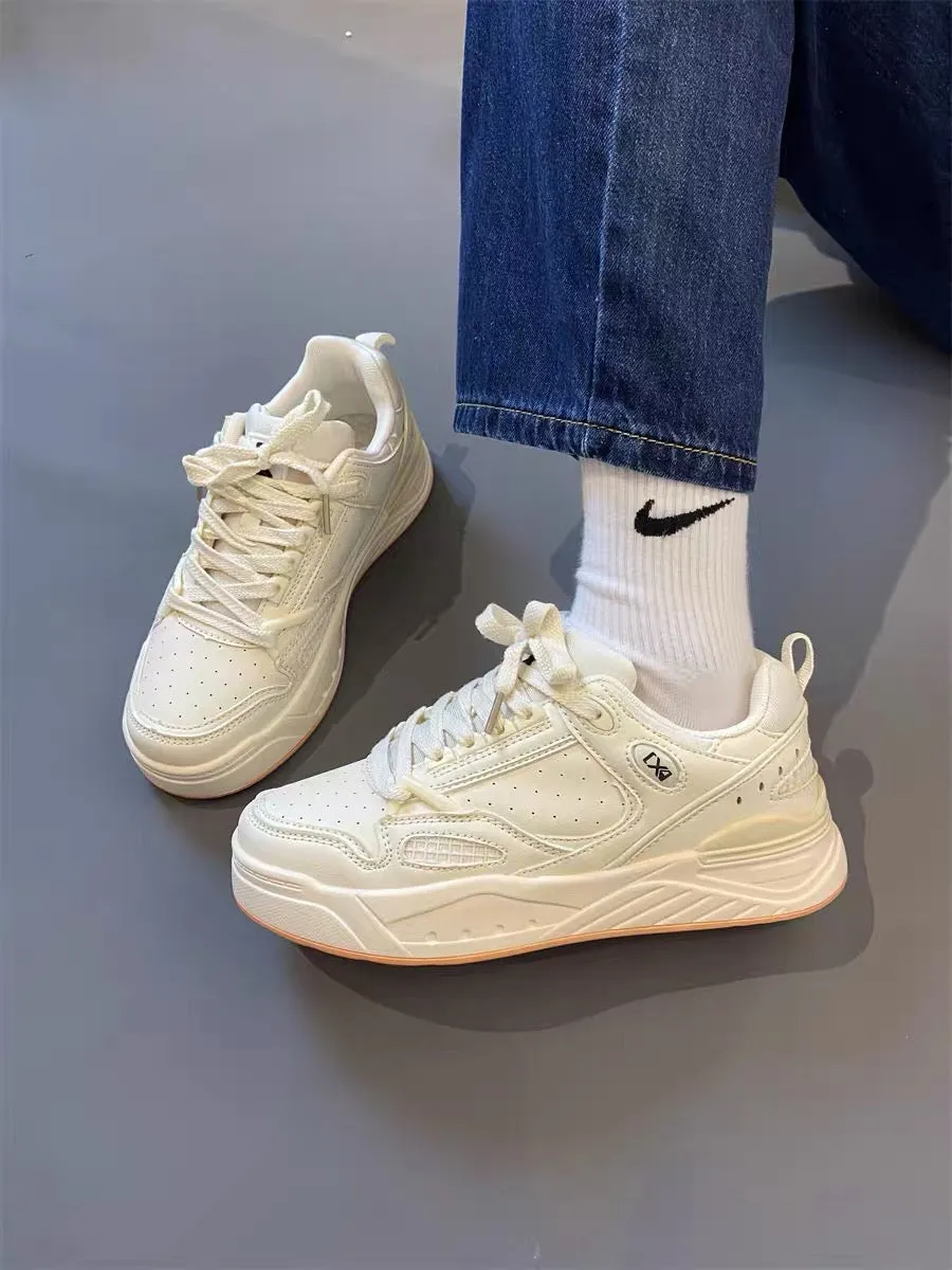 ins internet celebrity casual couple chic lightweight breathable thick-soled sneakers for female students versatile white shoes 