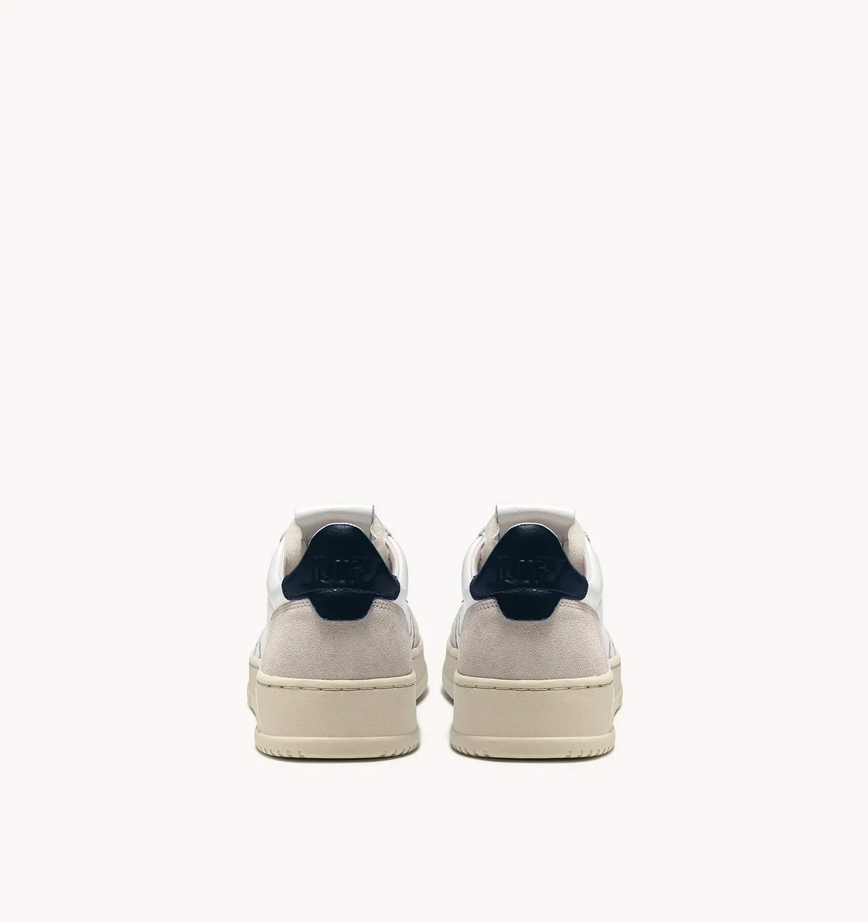 Medalist Low Sneakers