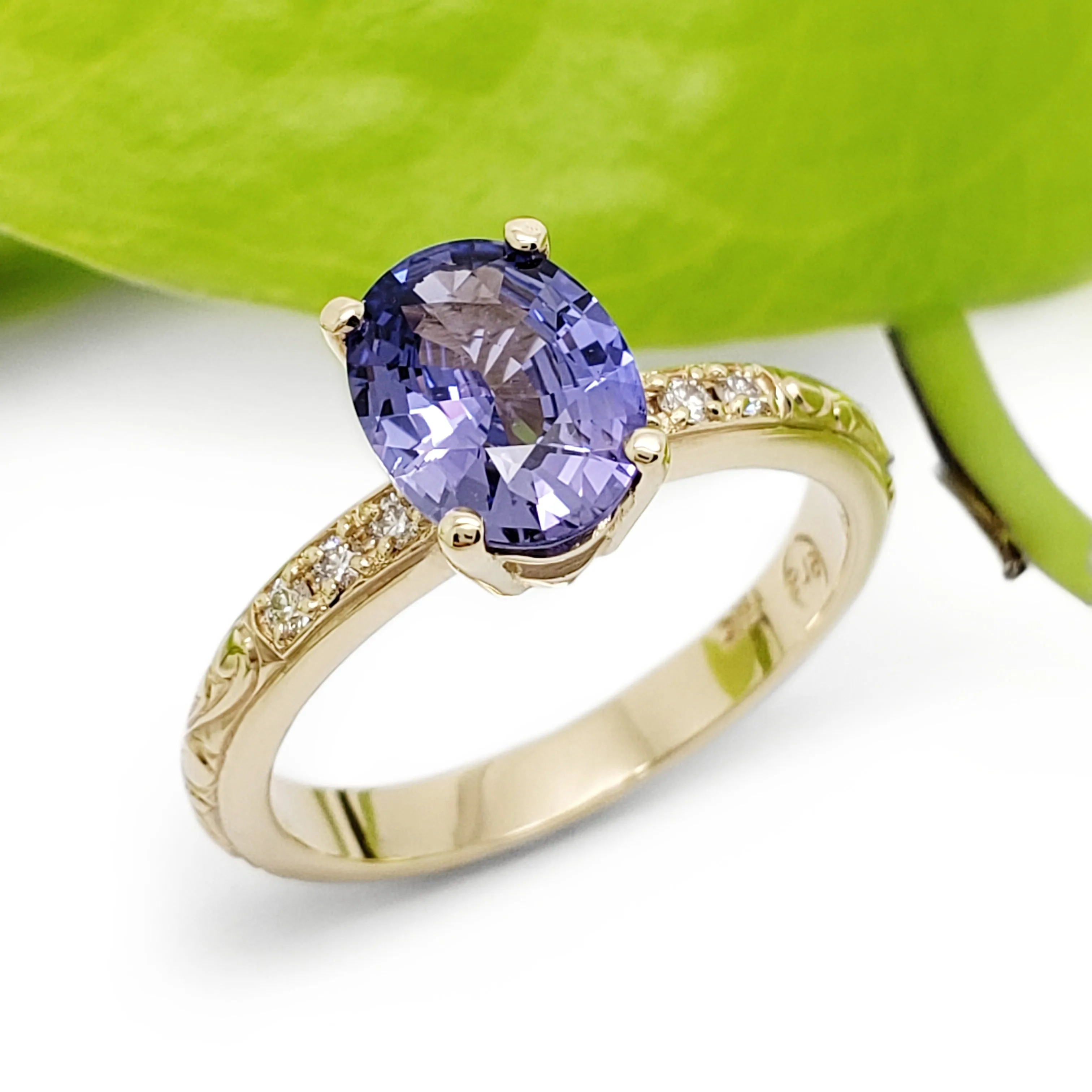 Oval Willow | Purple Sapphire