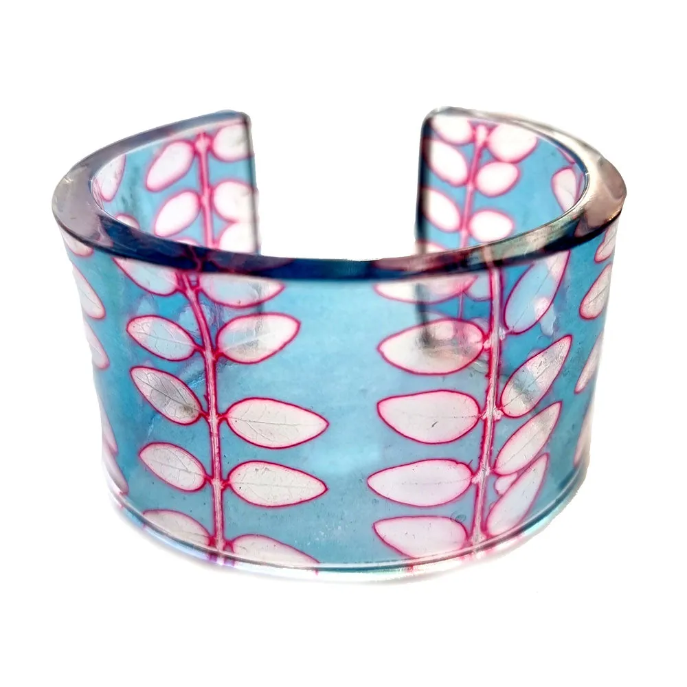 Pale Blue and pink Box 45 mm cuff | Recycled Plastic