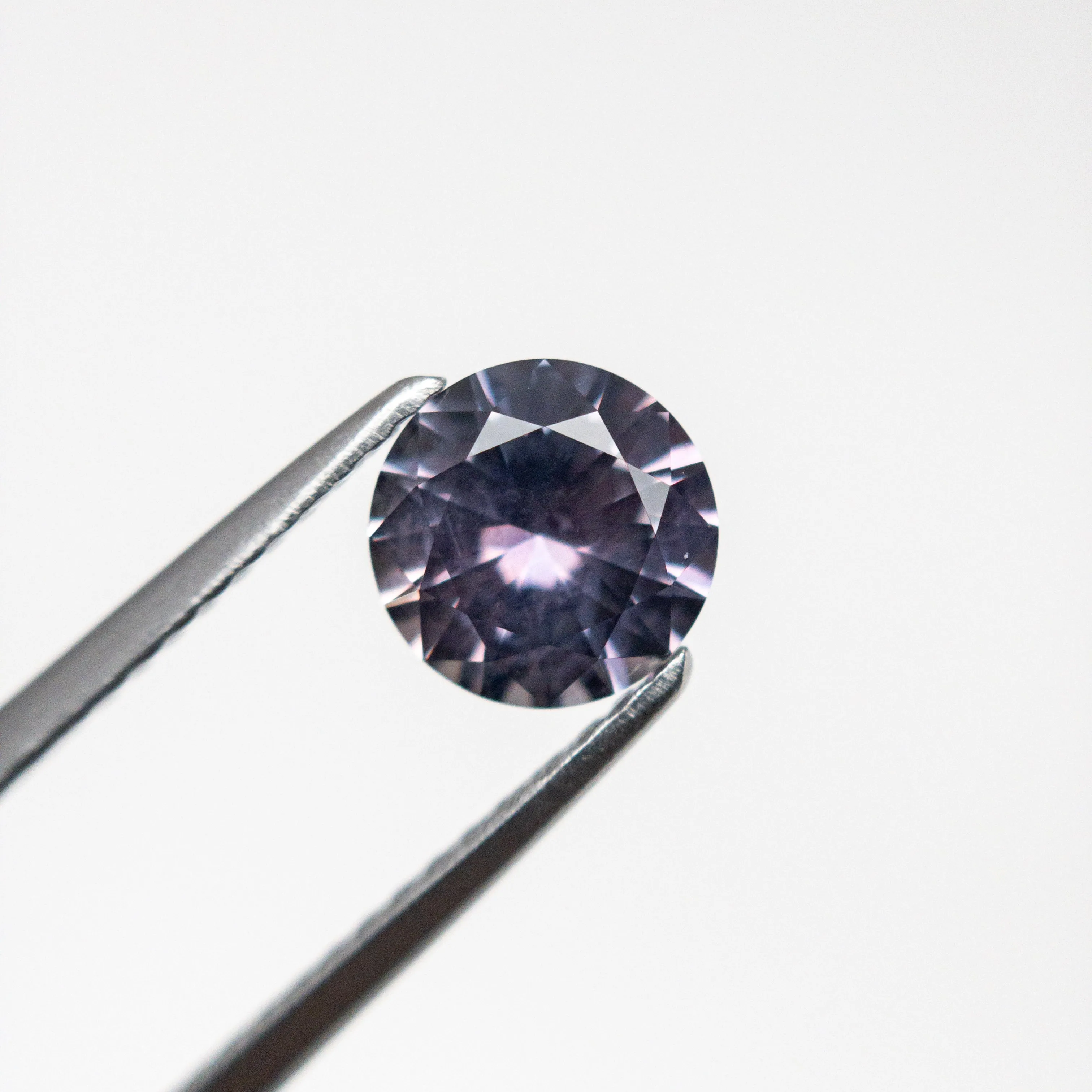 Purple Brilliant Sapphire - 1.05ct Round