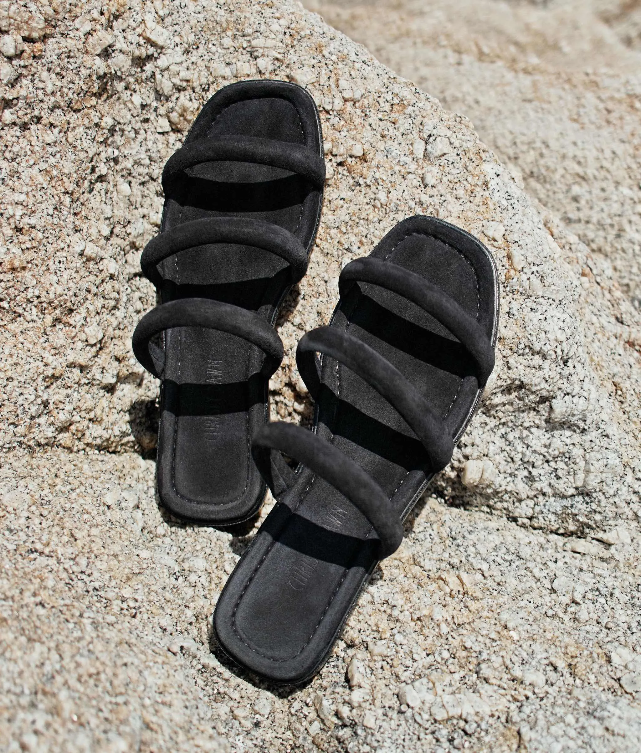 The Monroe Sandal | Noir Suede