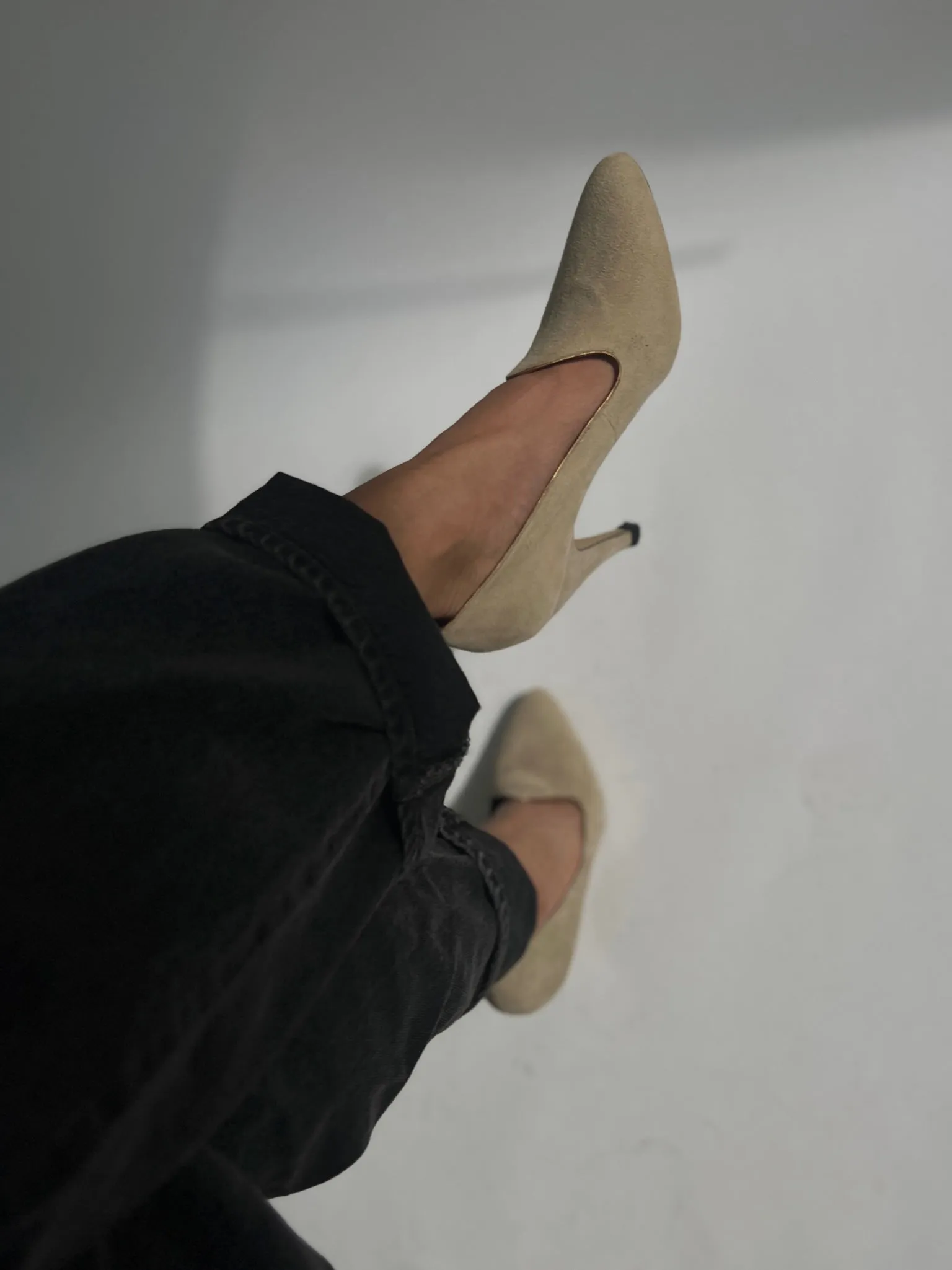 Vintage Sand Suede Pumps