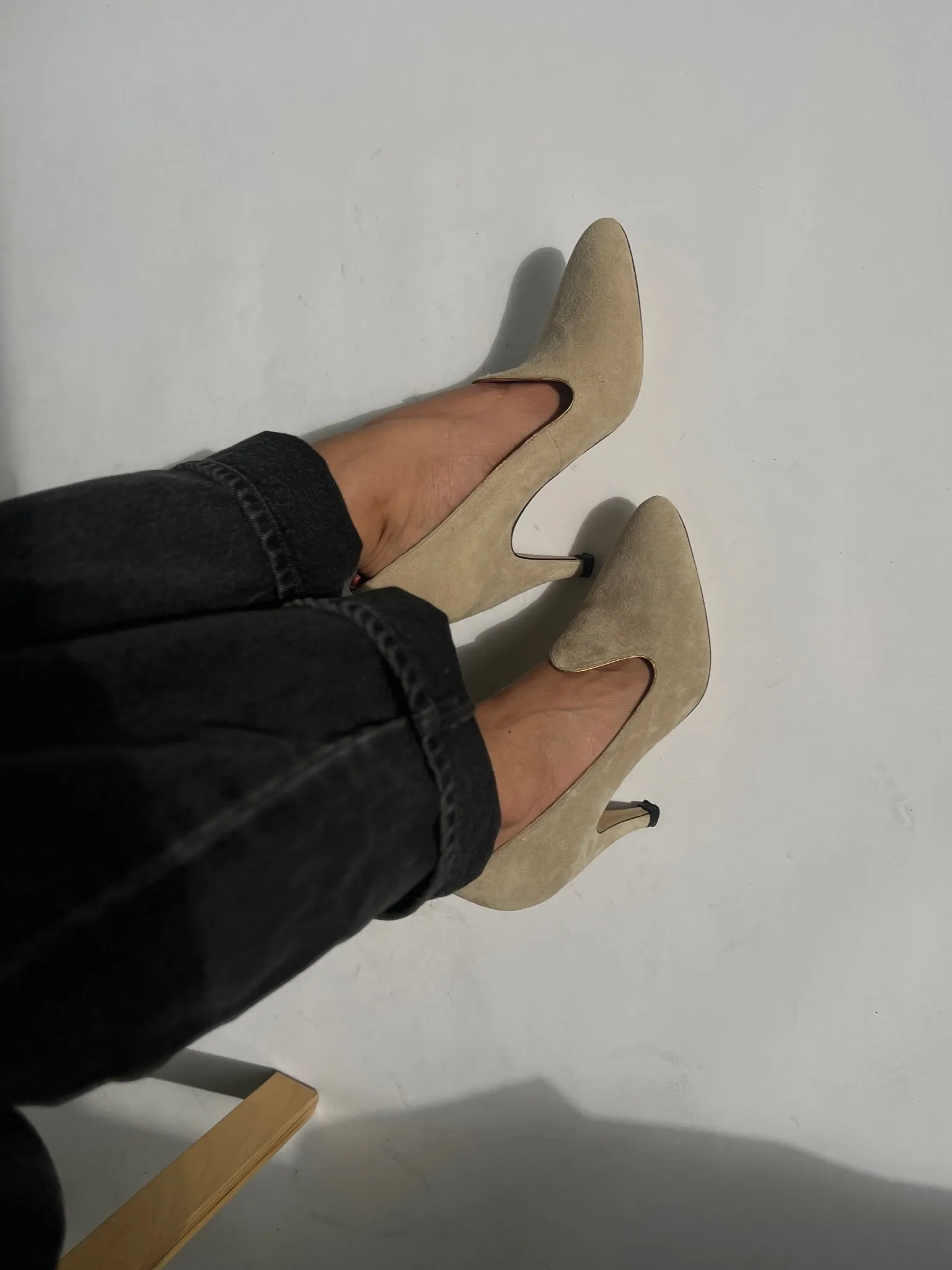 Vintage Sand Suede Pumps