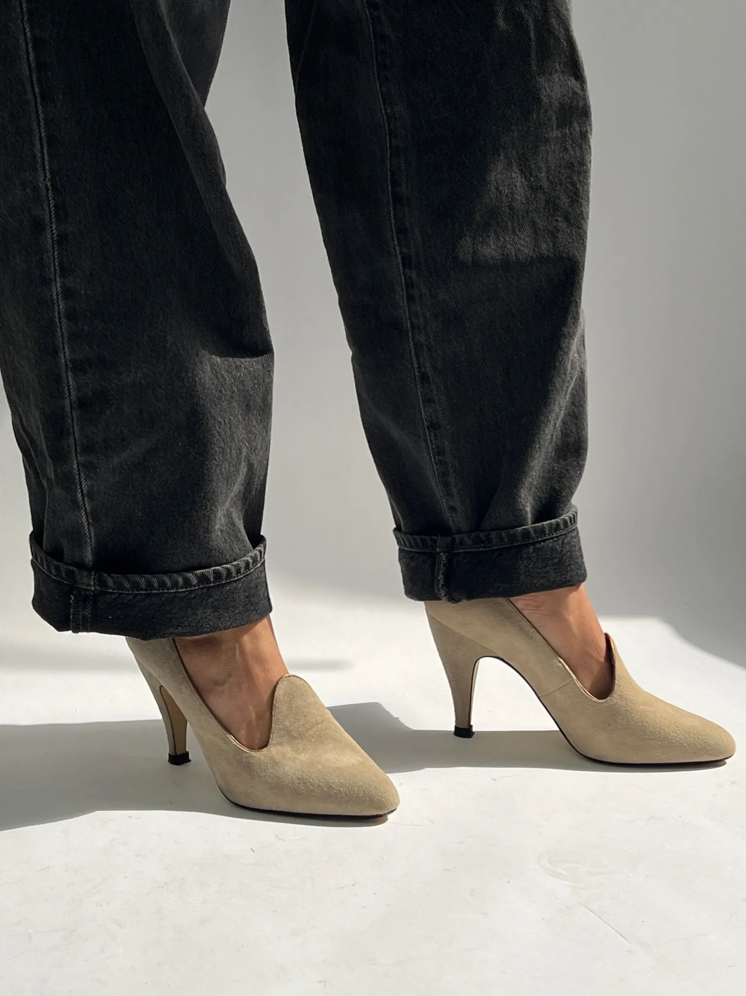 Vintage Sand Suede Pumps