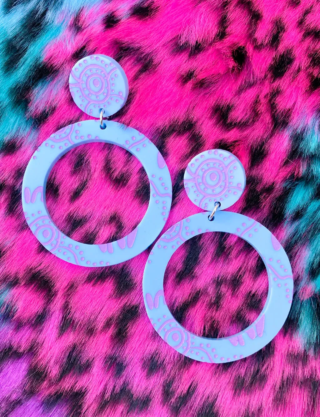 WIRADJURI YINAA HOOP EARRINGS - BLUE/PURPLE - SMALL